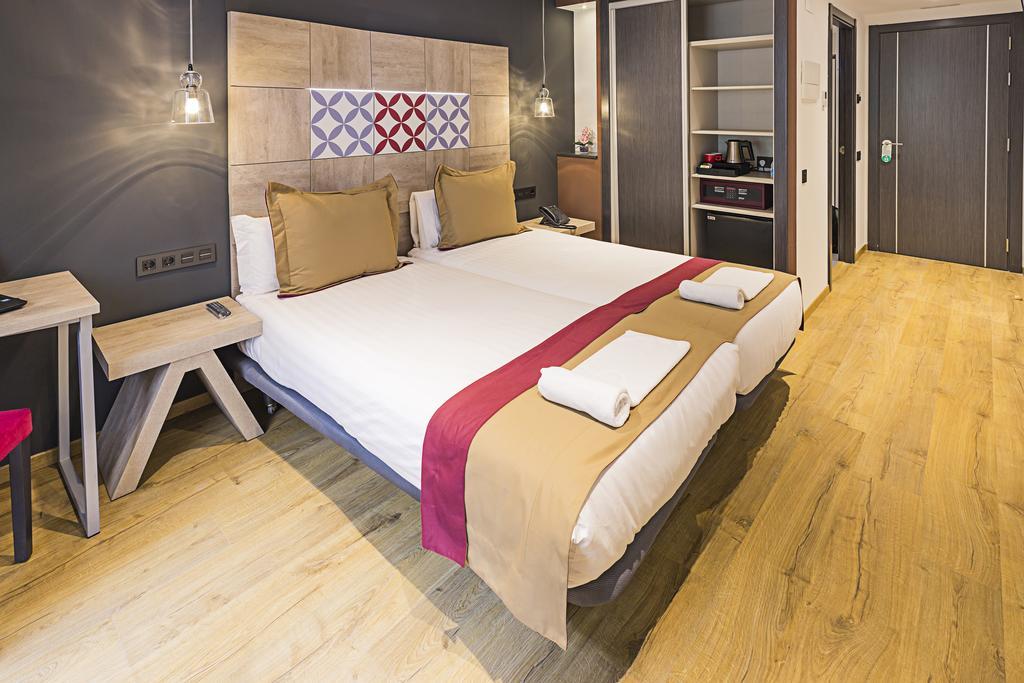 Boutique Hostemplo Sagrada Familia Hotel Barcelona Ruang foto